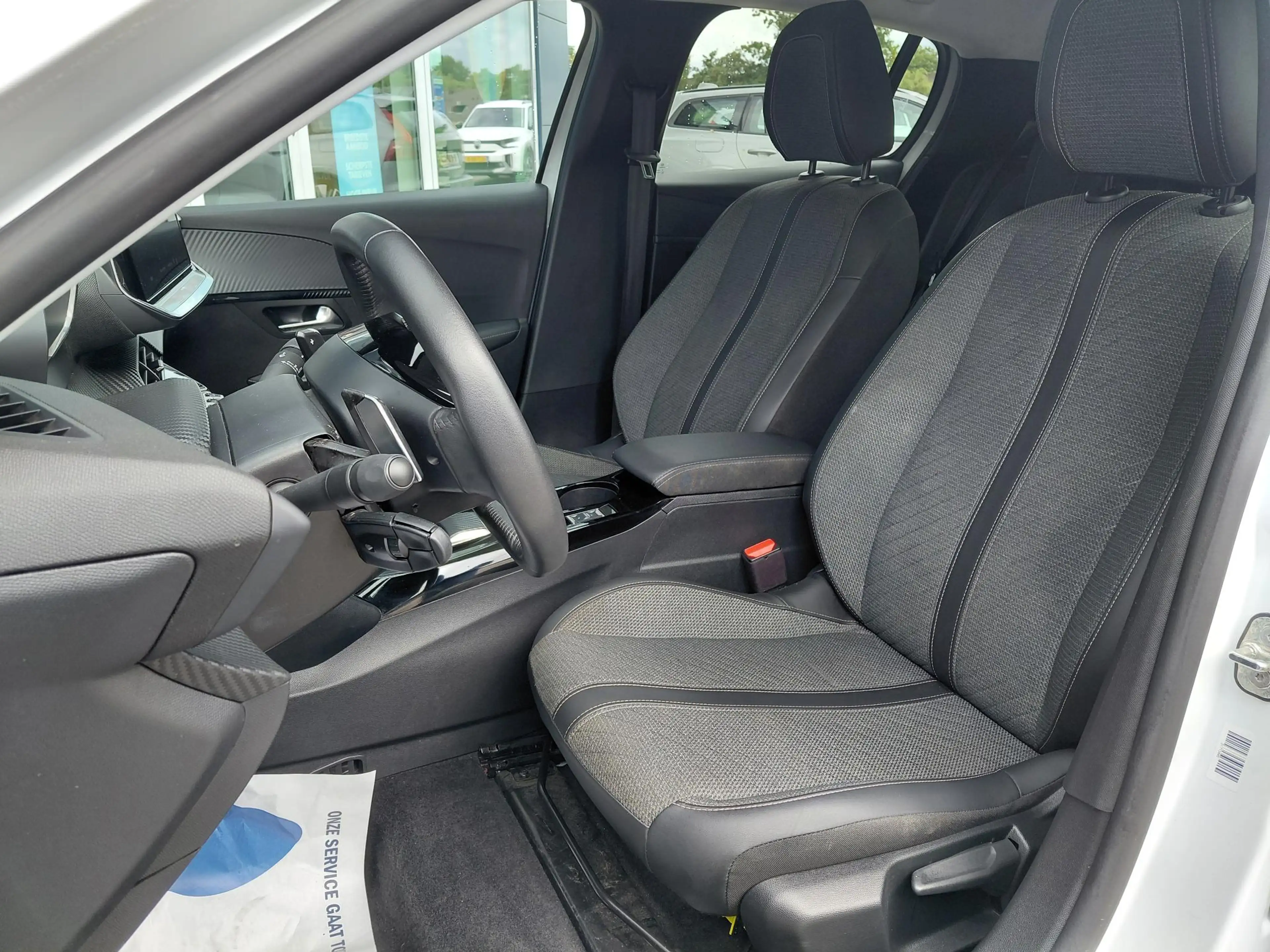 Peugeot 208 1.2 Hybrid 110 e-DCS6 Allure | Parkeerhulp | Cruis — photo 5