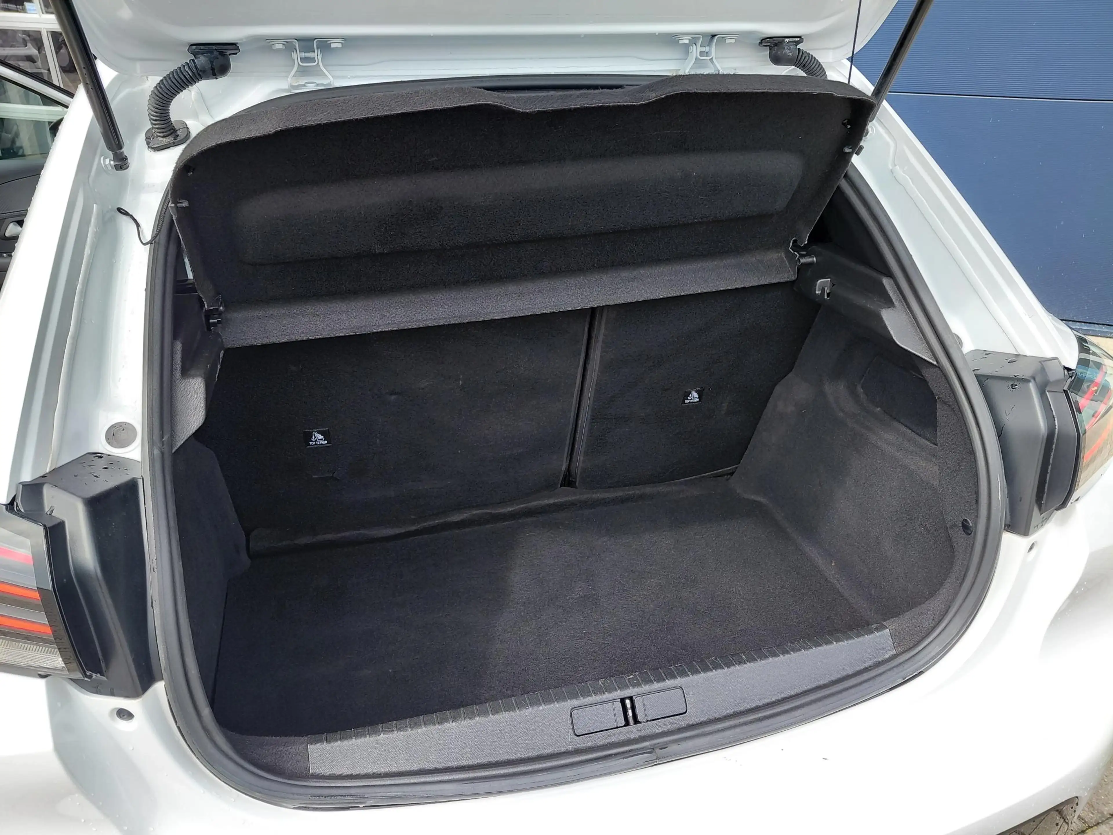 Peugeot 208 1.2 Hybrid 110 e-DCS6 Allure | Parkeerhulp | Cruis — photo 9
