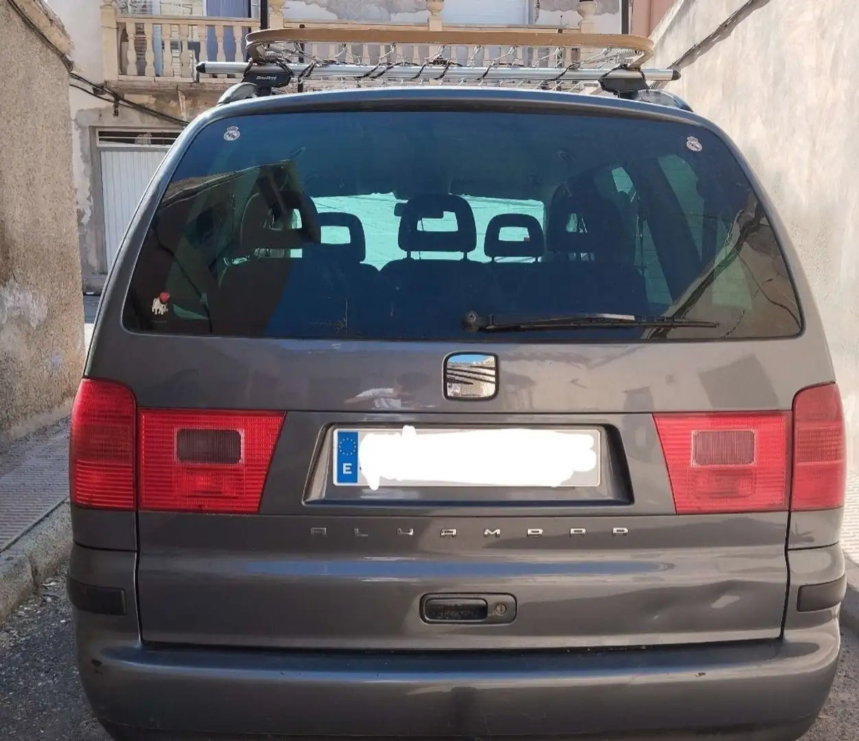 SEAT Alhambra 1.9TDi Reference Plus Gümüş rengi - 2