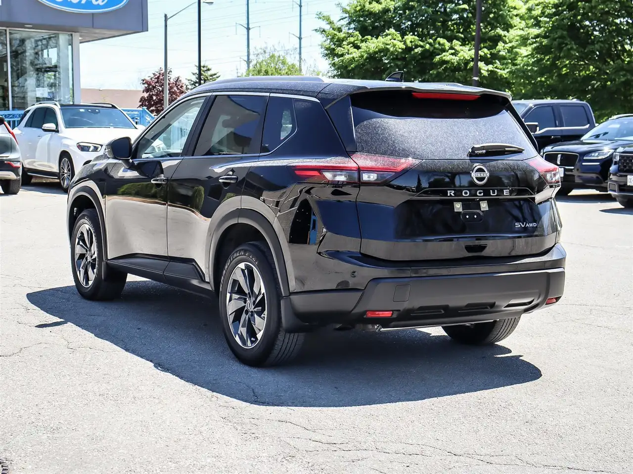 Nissan Rogue снимка Nissan Rogue