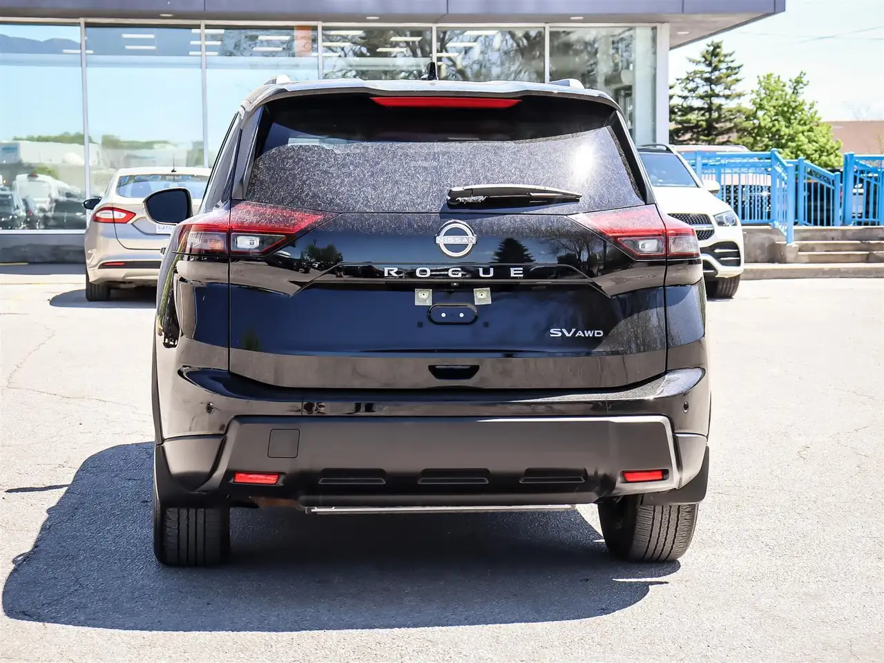Nissan Rogue снимка Nissan Rogue