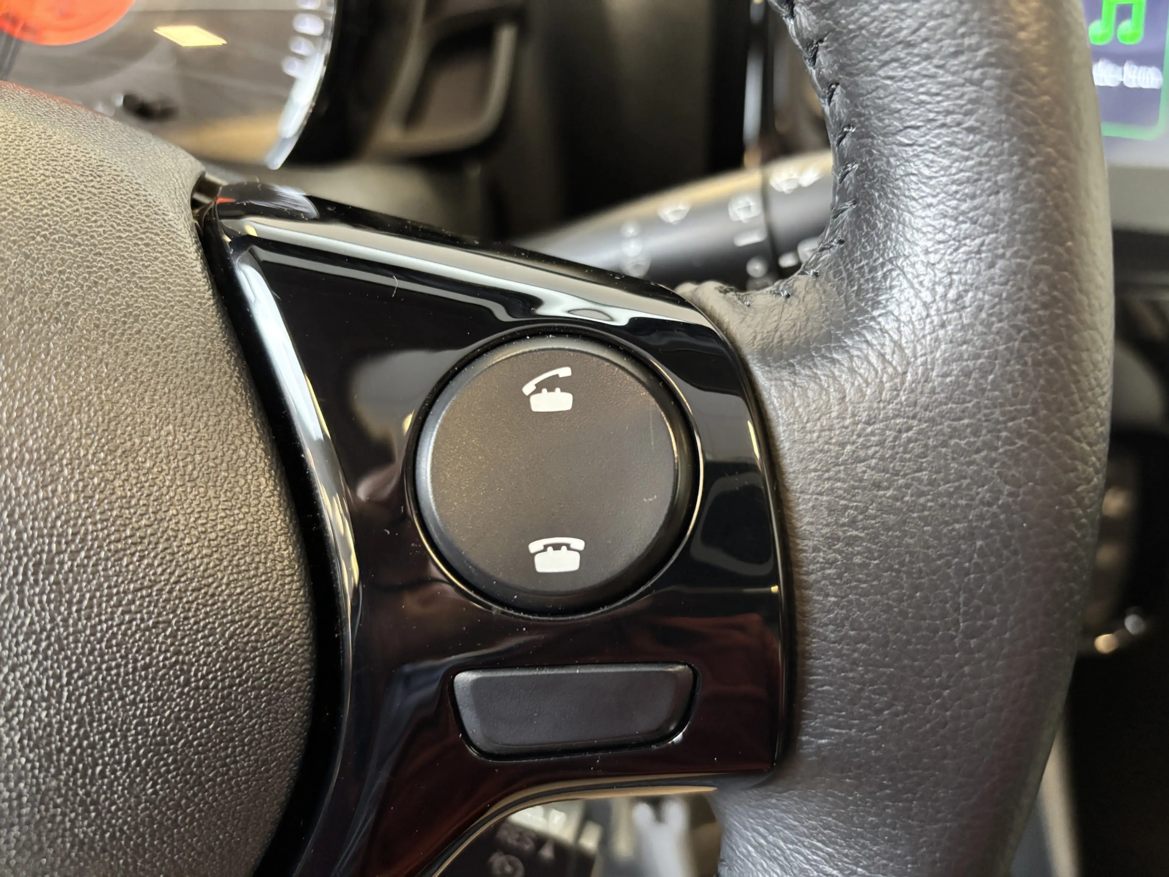 Citroen C1 VTi Airscape Shine Camera | Apple Carplay/Android — photo 19