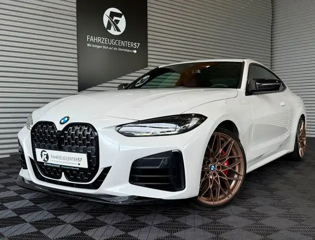 Bmw M4 i Coupé M PERFORMANCE/LED/KAMERA/CARPLAY