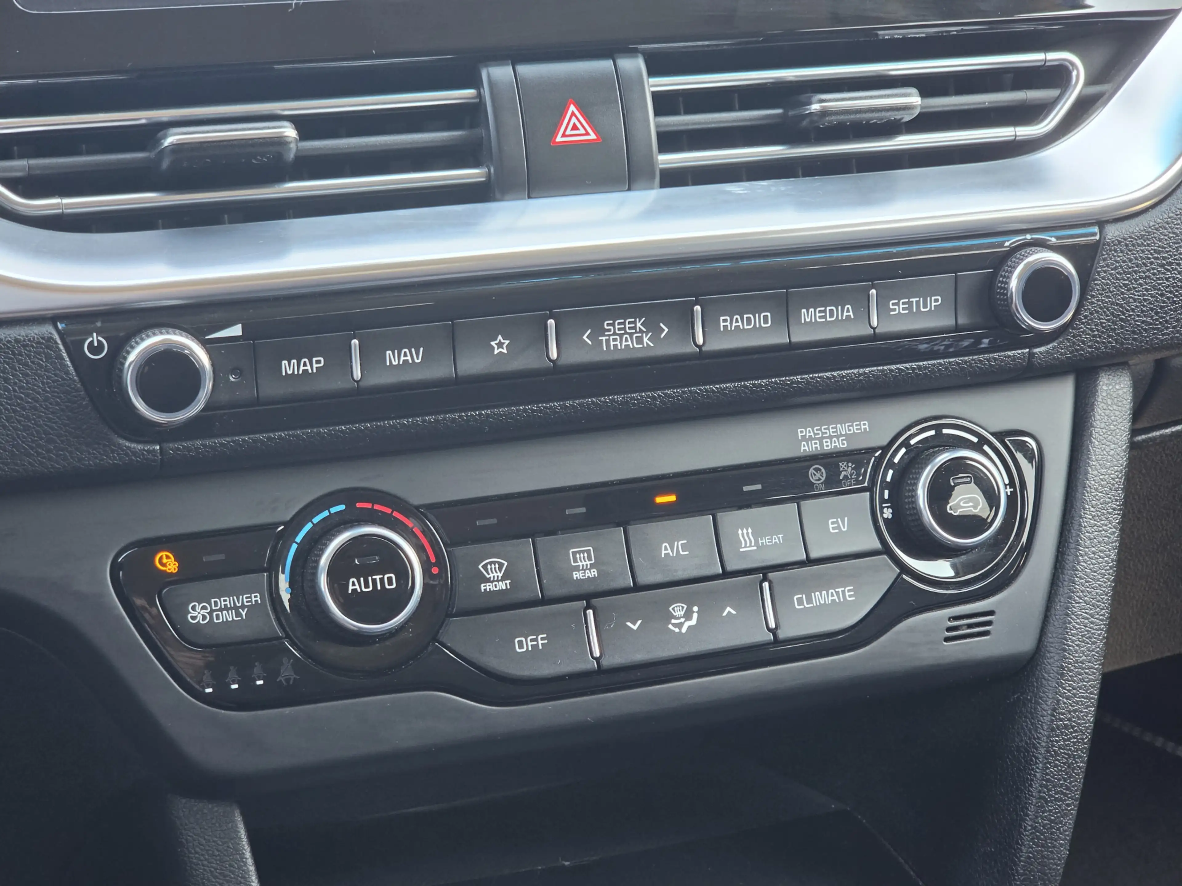 Kia e-Niro DynamicPlusLine 64 kWh | SOH 100% | 3 Fase laden | — photo 23