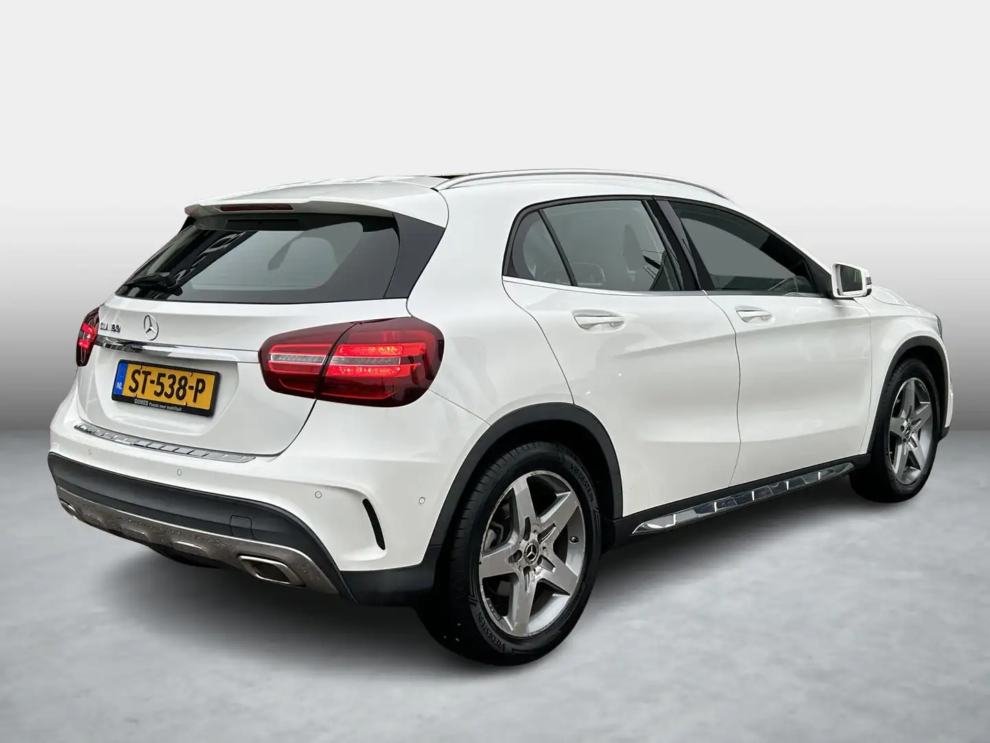 Mercedes-Benz GLA 180 Premium Panoramadak | Cruise Control | Stoelverwar Weiß - 2