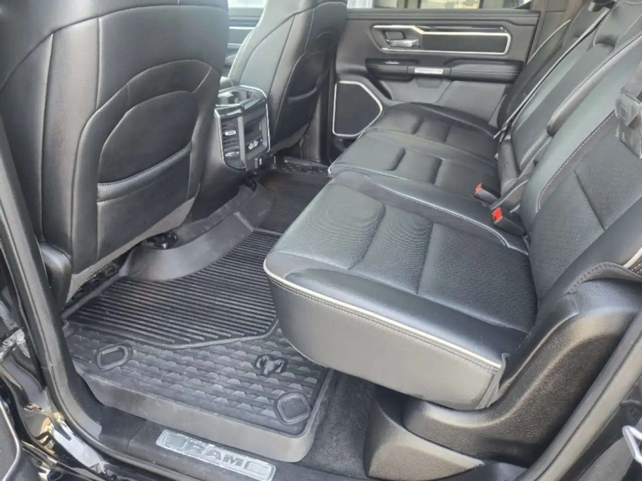 RAM 1500 fotografie RAM 1500