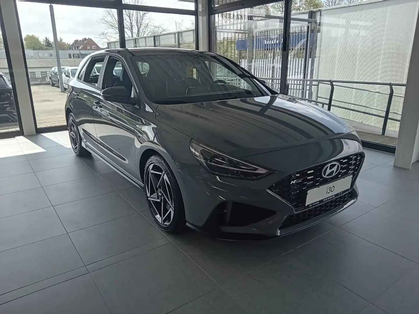 Hyundai i30 1.5 T-GDI 48V M/T N-Line Sitz-Paket Gris - 1