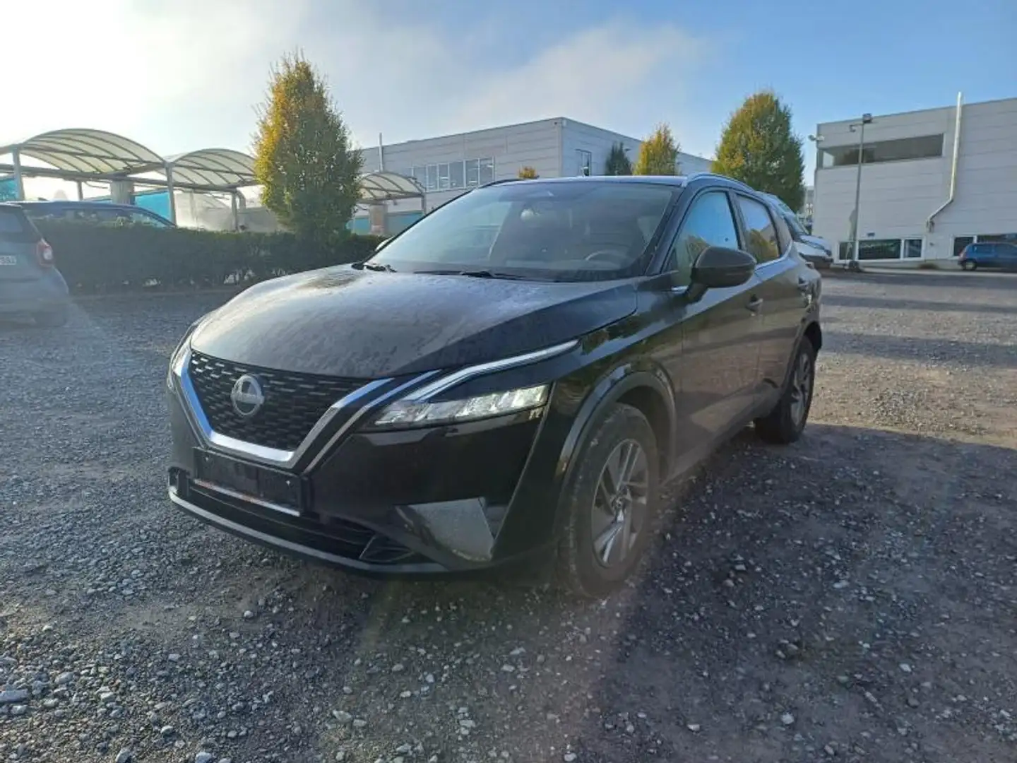 Nissan Qashqai Mild-Hybrid 140 MT 2WD Acenta Zwart - 1