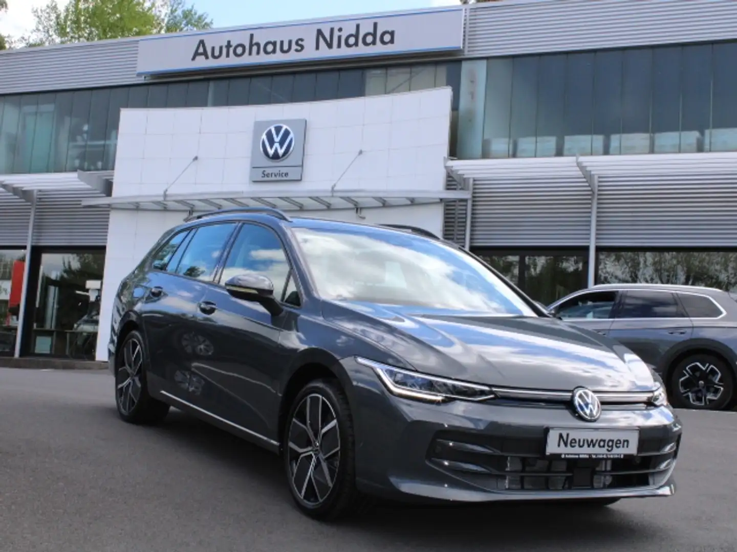 Volkswagen Golf Variant VIII 1.5 eTSI DSG NEUWAGEN APP-KAMERA-WINTERPAK.- Grau - 1