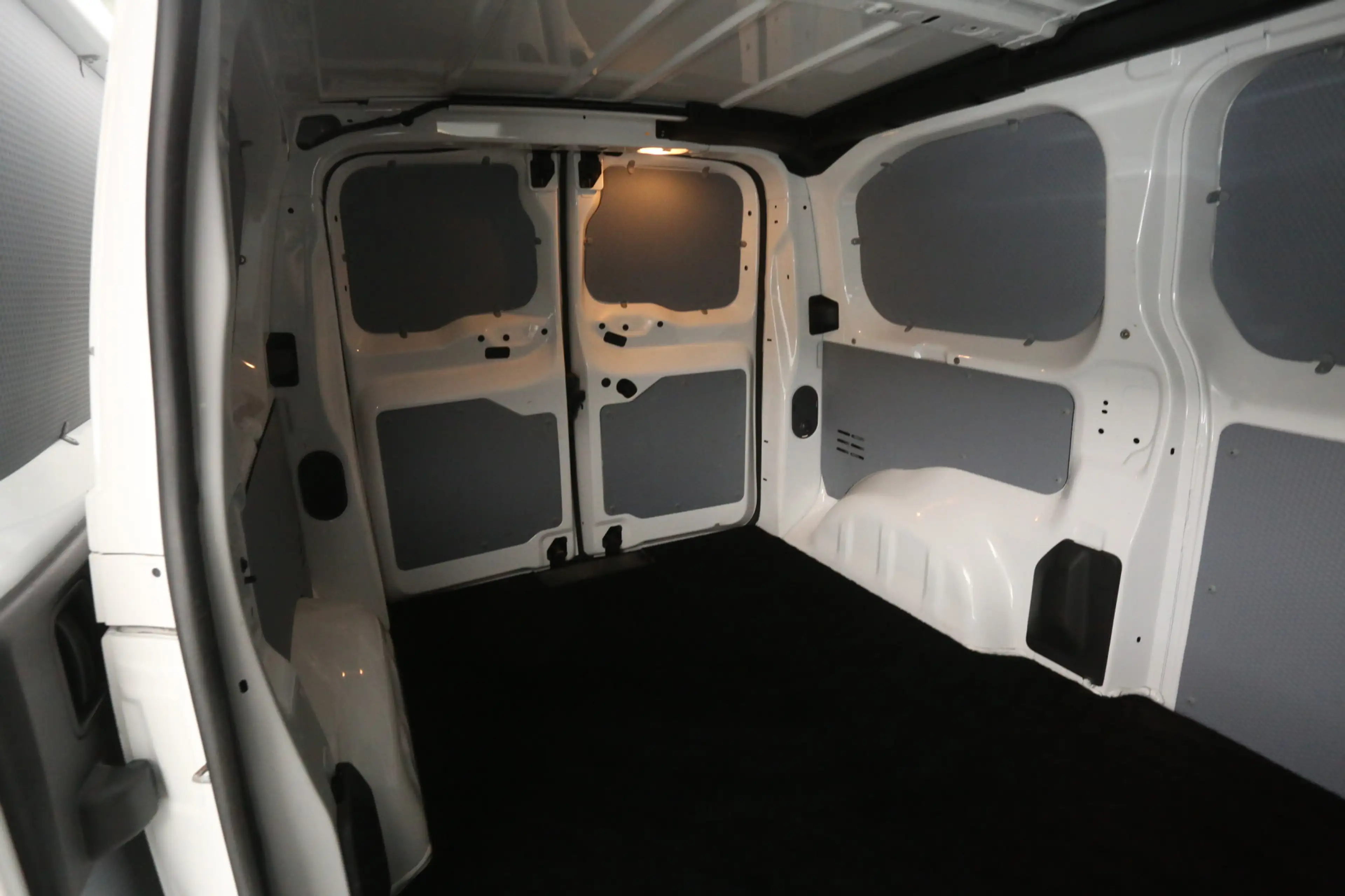 Peugeot Expert 2.0 BlueHDI L2H1 | Clima | Cruise | Carmera | Carp — photo 26