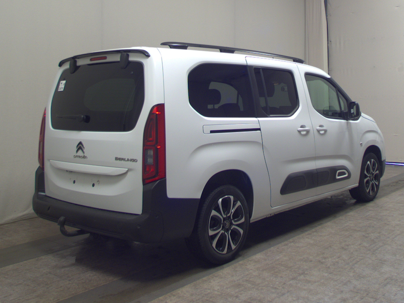 Citroen Berlingo 1.2 PureTech Shine Navi AHK RFK SHZ — photo 4