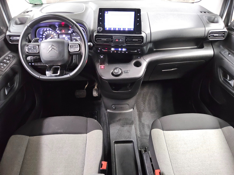 Citroen Berlingo 1.2 PureTech Shine Navi AHK RFK SHZ — photo 5