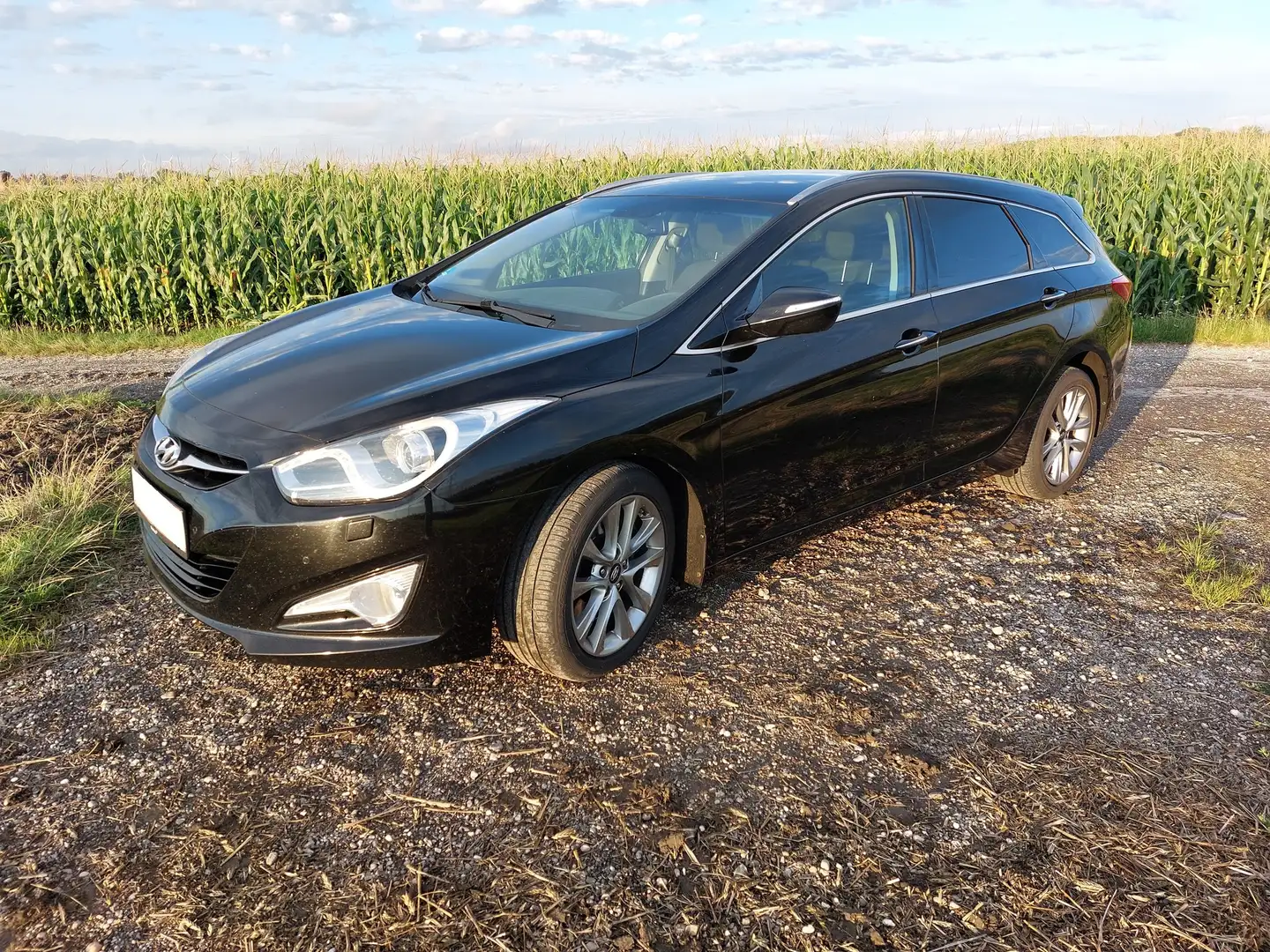 Hyundai i40 i40 1,6 GDI FIFA World Cup Edition *ÖAMTC Pickerl* Noir - 1