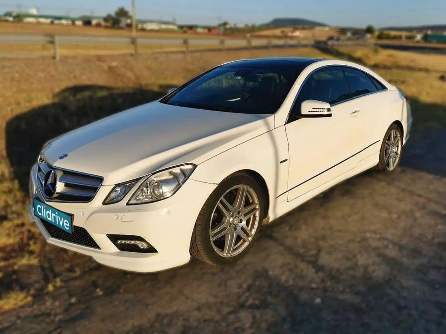 Mercedes-Benz E 250 Coupé CDI Blue Efficiency Avantg. Blanco - 2