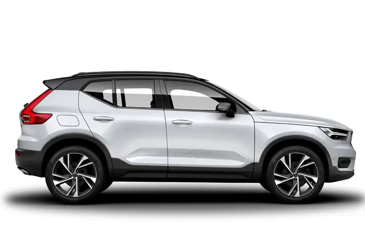 Volvo XC40 T2 Momentum Core man 2021, foto 9