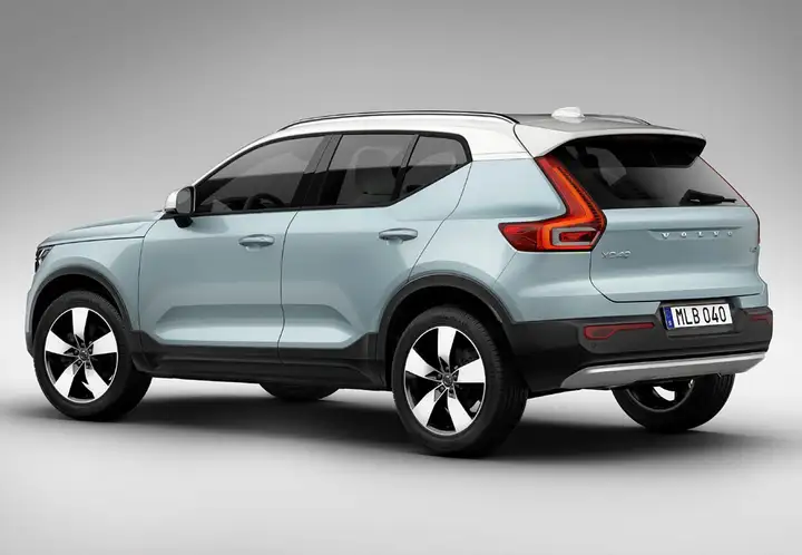 Volvo XC40 T2 Momentum Core man 2021, foto 6