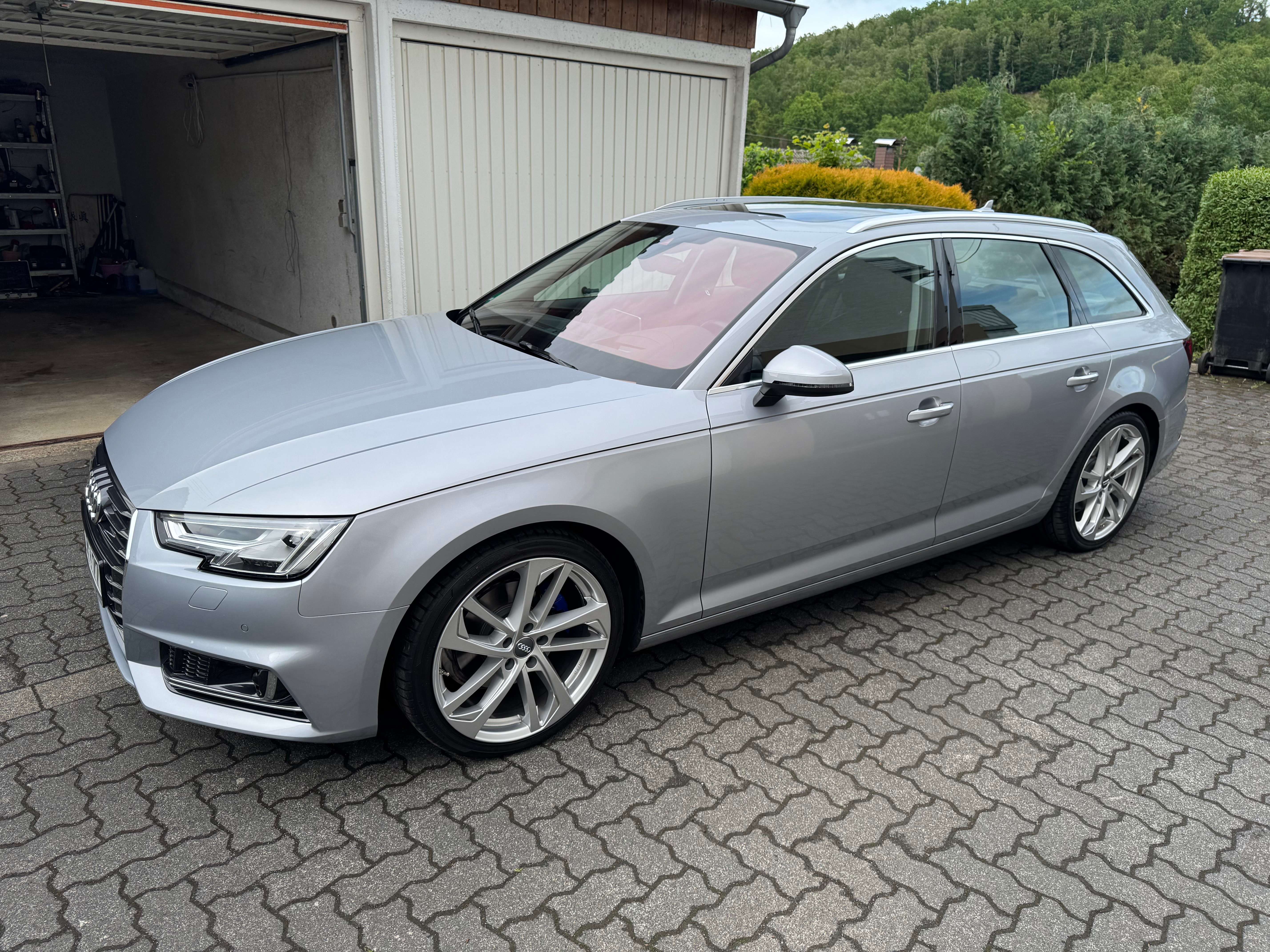 Second hand Audi A4 2.0