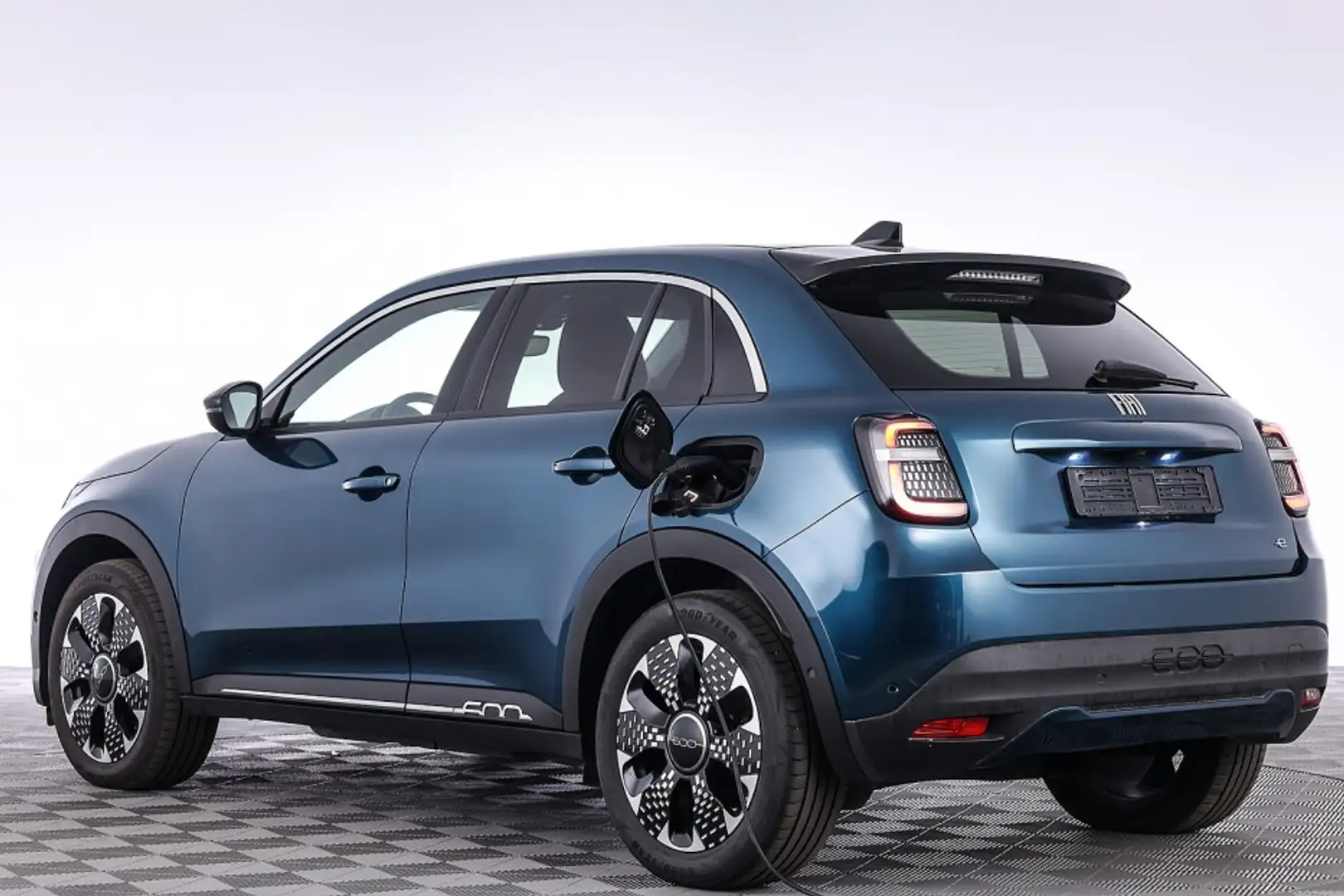 Fiat 600e 54 kWh La Prima | LEDER | NAVI | ECC | CAMERA Azul - 2