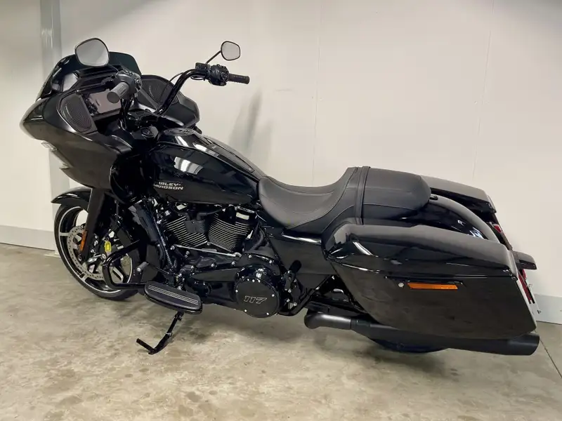 Harley-Davidson Road Glide - foto 5