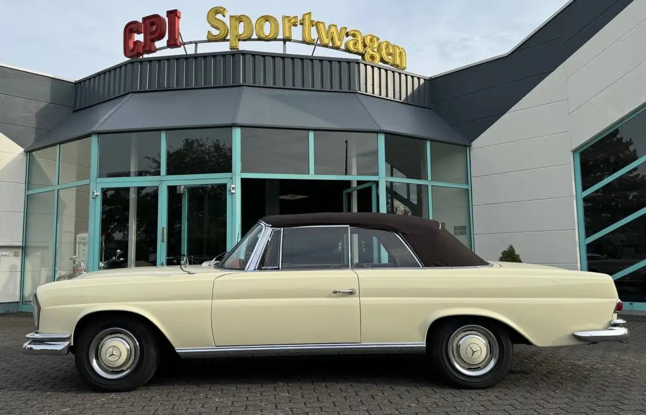 Mercedes-Benz 250