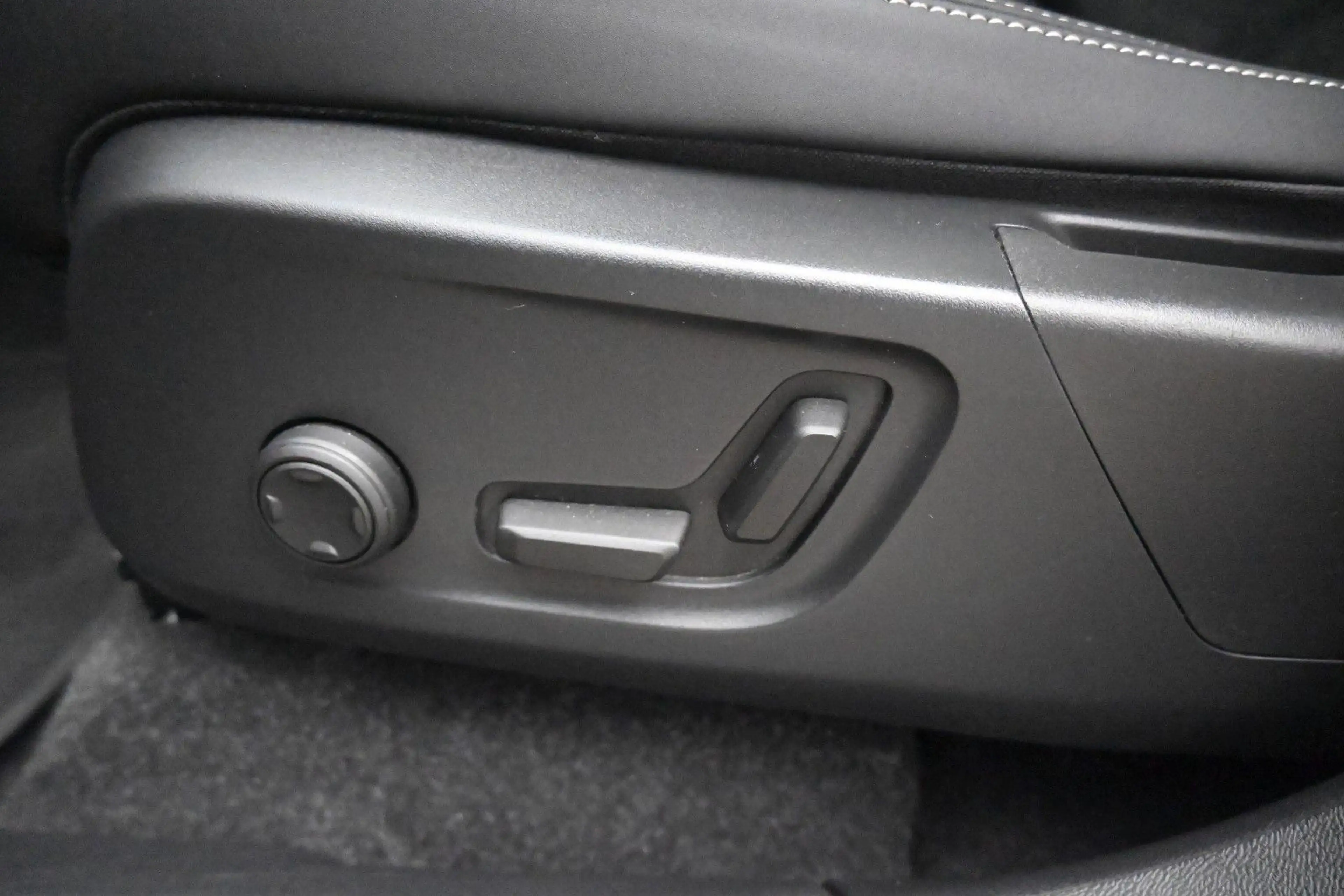 Volvo XC40 Twin Motor AWD Ultimate*PANO*360°*ACC*AHK — photo 31