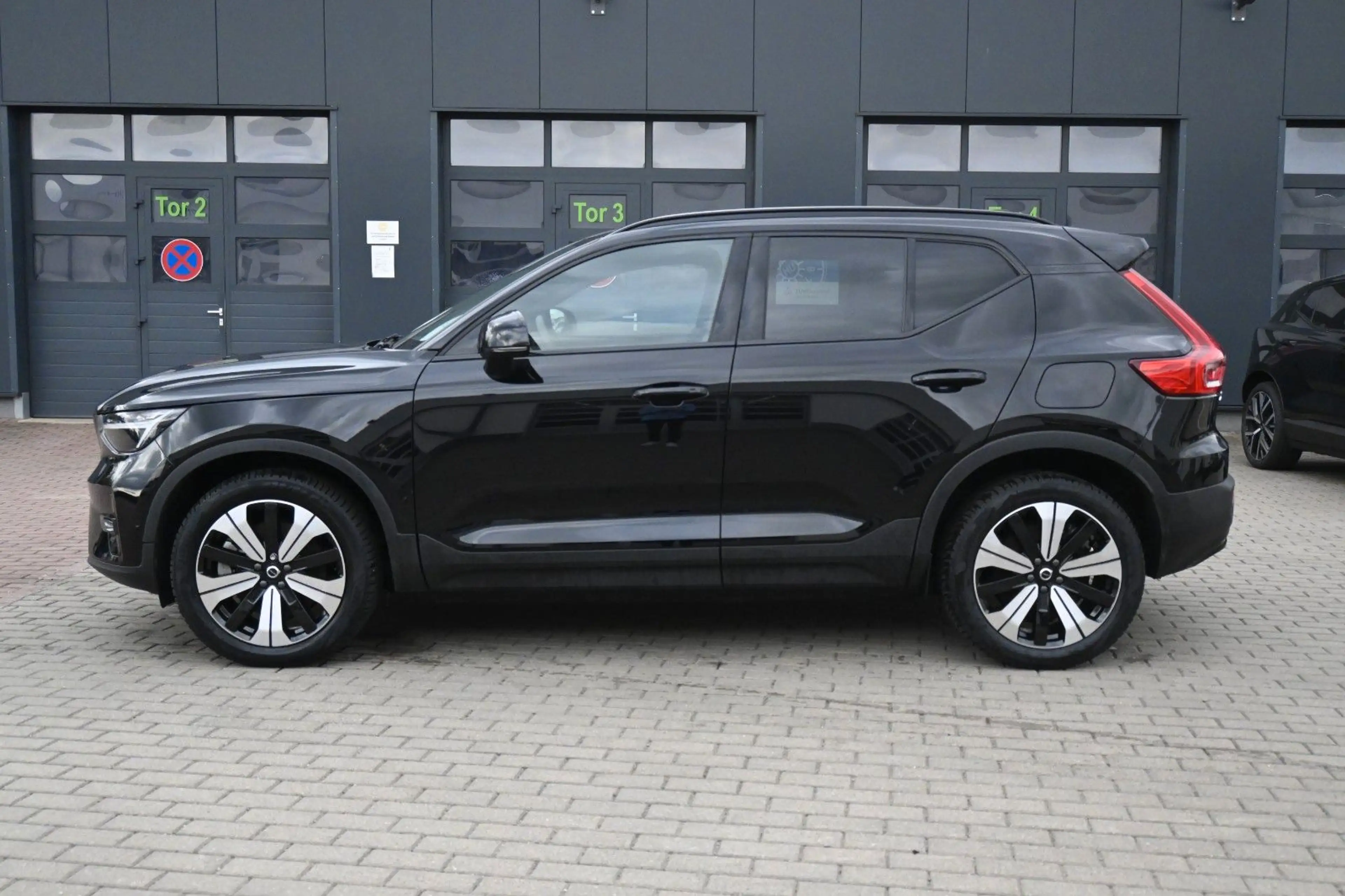 Volvo XC40 Twin Motor AWD Ultimate*PANO*360°*ACC*AHK — photo 2