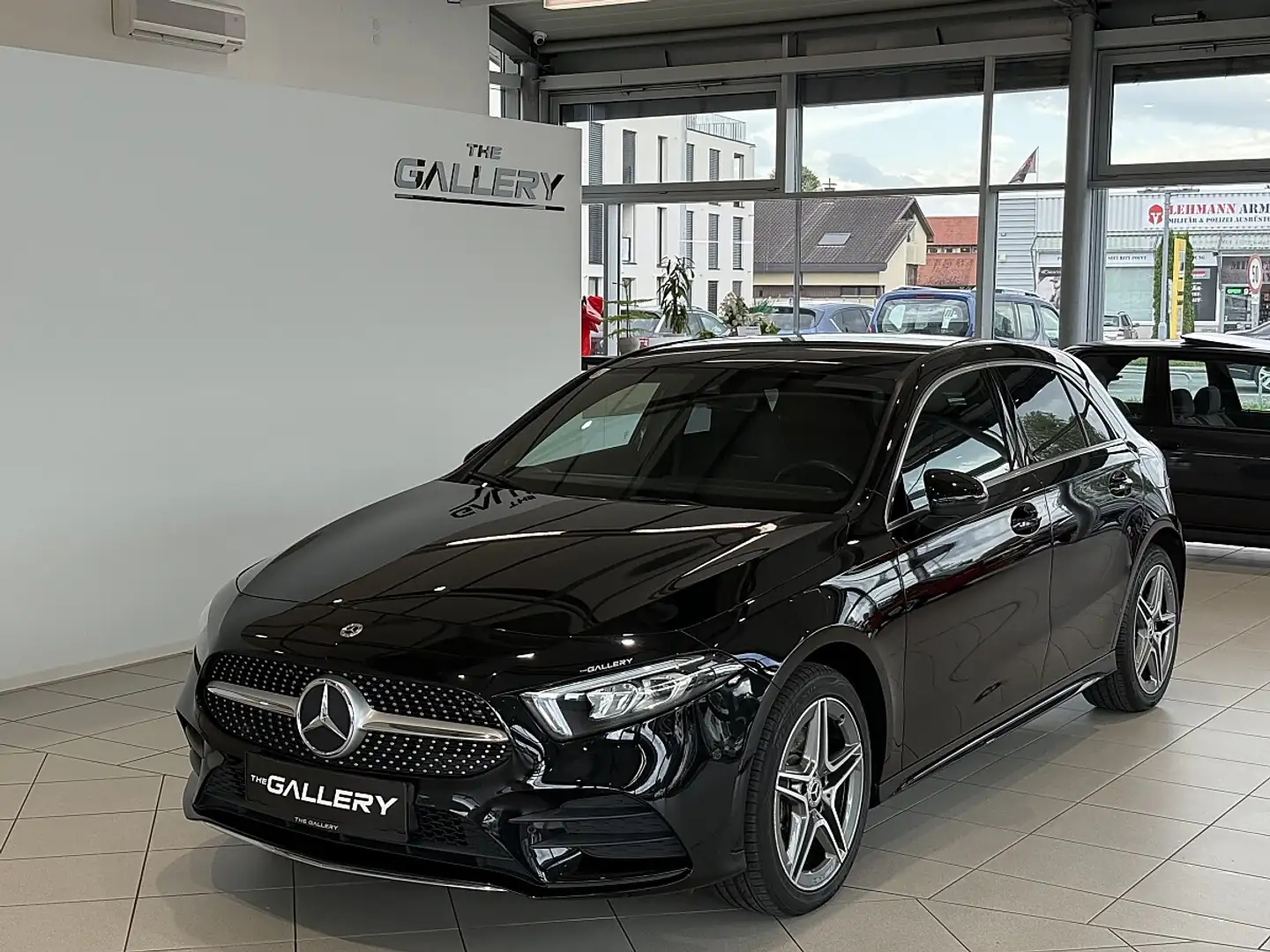 Mercedes-Benz A 250 e PHEV AMG-Line Aut.*Kamera*Spur*LED*DAB Schwarz - 1