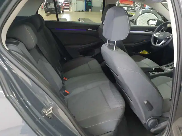 Volkswagen Golf view 14