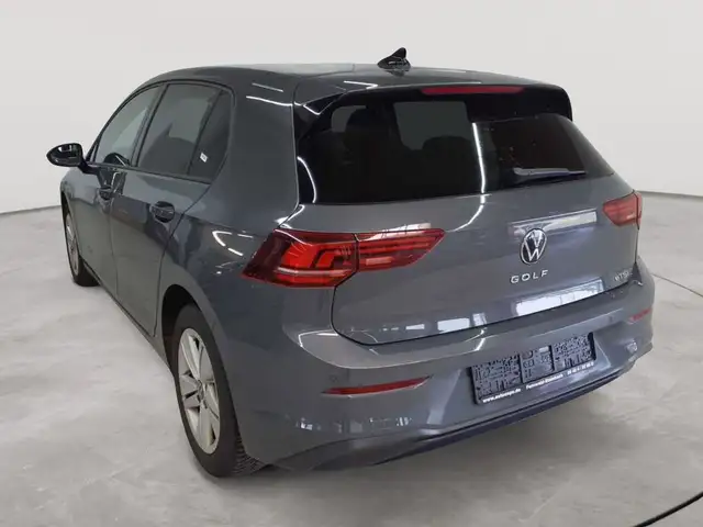 Volkswagen Golf view 5