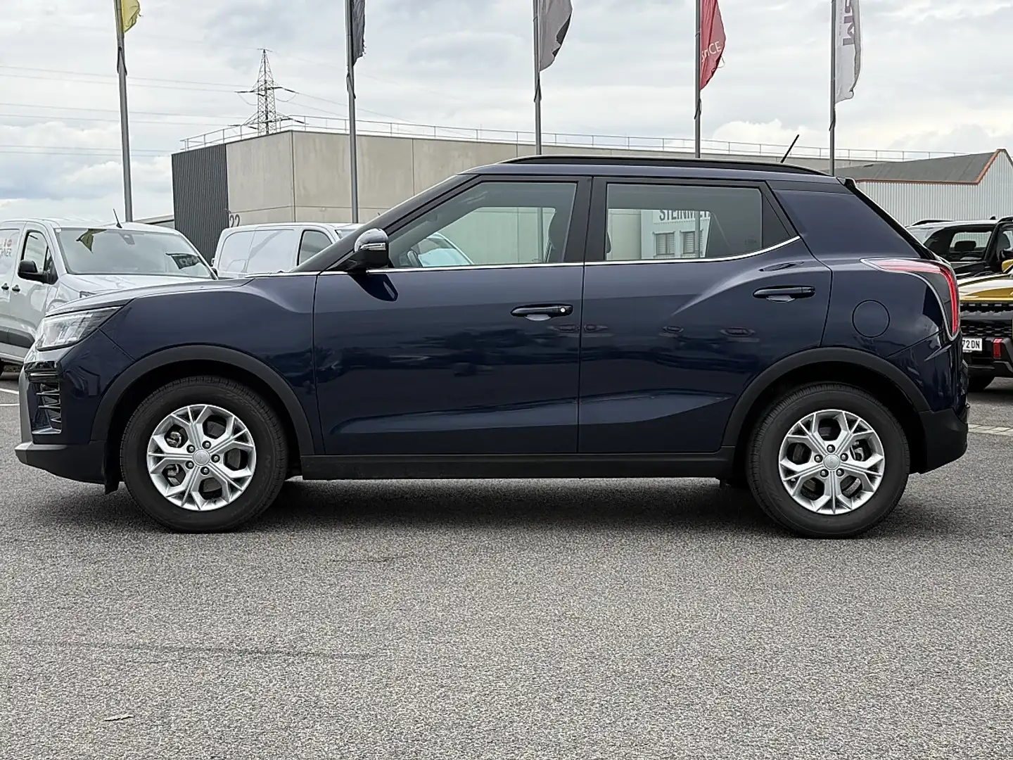 KGM Tivoli 1.5 GDI Style Aut. Blau - 2