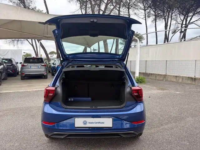 Volkswagen Polo view 18
