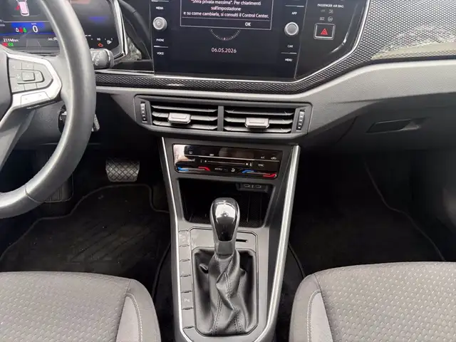 Volkswagen Polo view 12