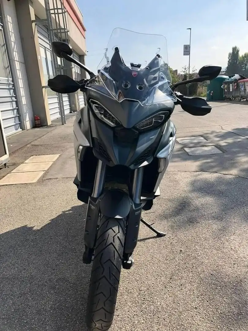 Ducati Multistrada V4 S Nero - 2