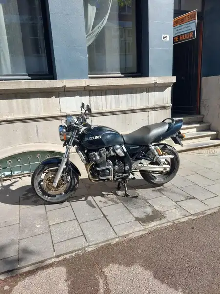 Suzuki GSX 750 - foto 6