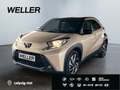 Toyota Aygo X Teamplayer *ACC*LED*SHZ*Kamera*Klima* Beige - thumbnail 1