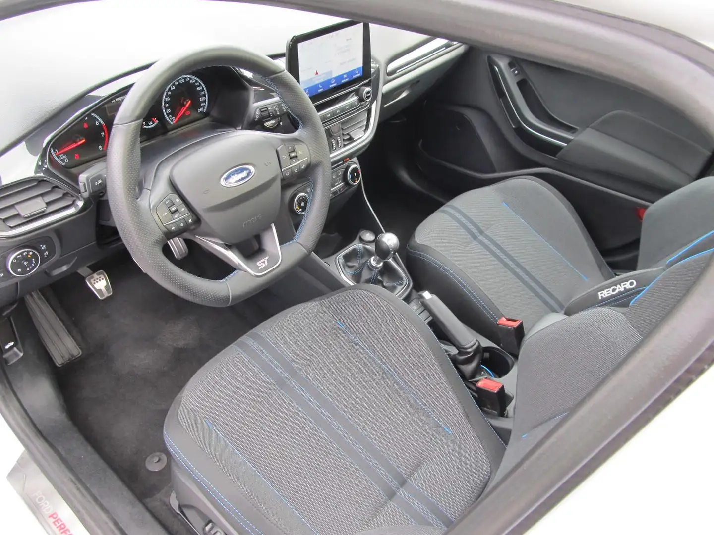 Ford Fiesta ST Panoramadach, Styling-P, Recaro, Navi, ACC, LED Blanc - 2