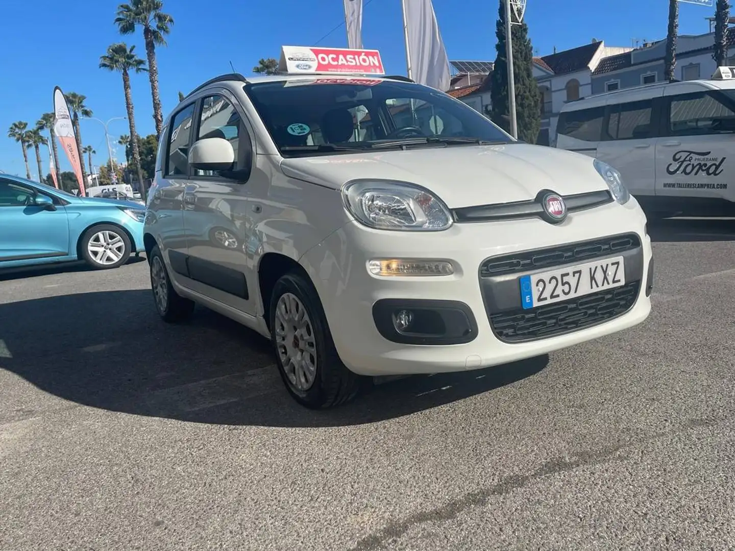Fiat Panda 1.2 Lounge Blanc - 2