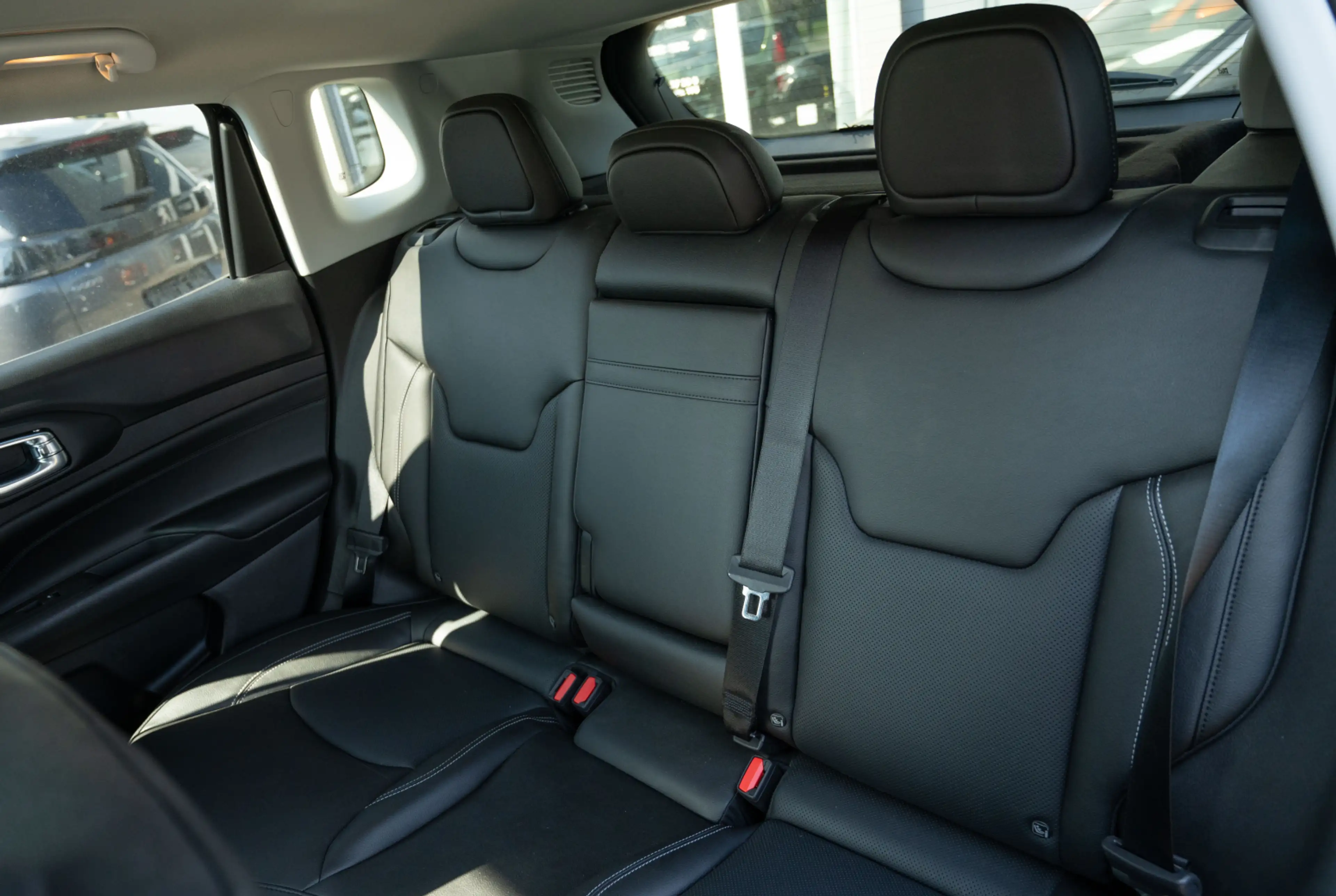Jeep Compass S 1.5 e-Hybrid 48V *WINTER-PAKET*NAVI*CARPLAY* — photo 8