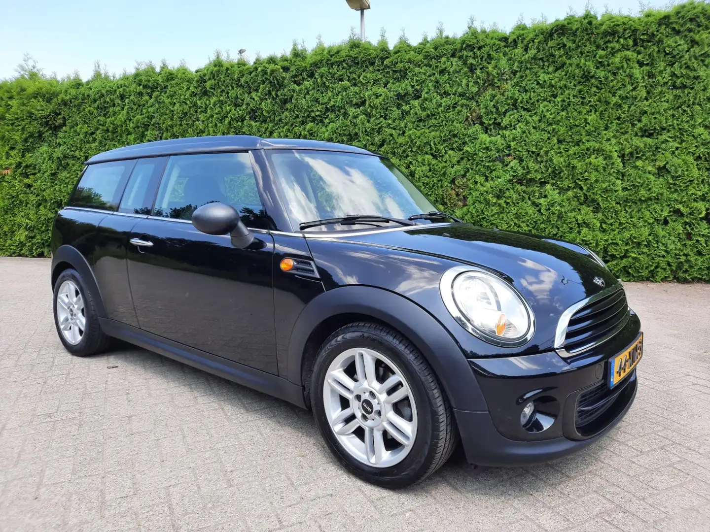 MINI One Clubman Mini 1.6 Business navigatie airco Zwart - 2