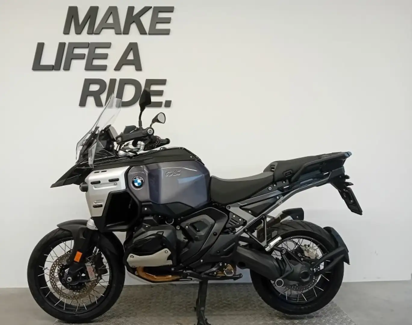 BMW R 1300 GS ADVENTURE Zwart - 2