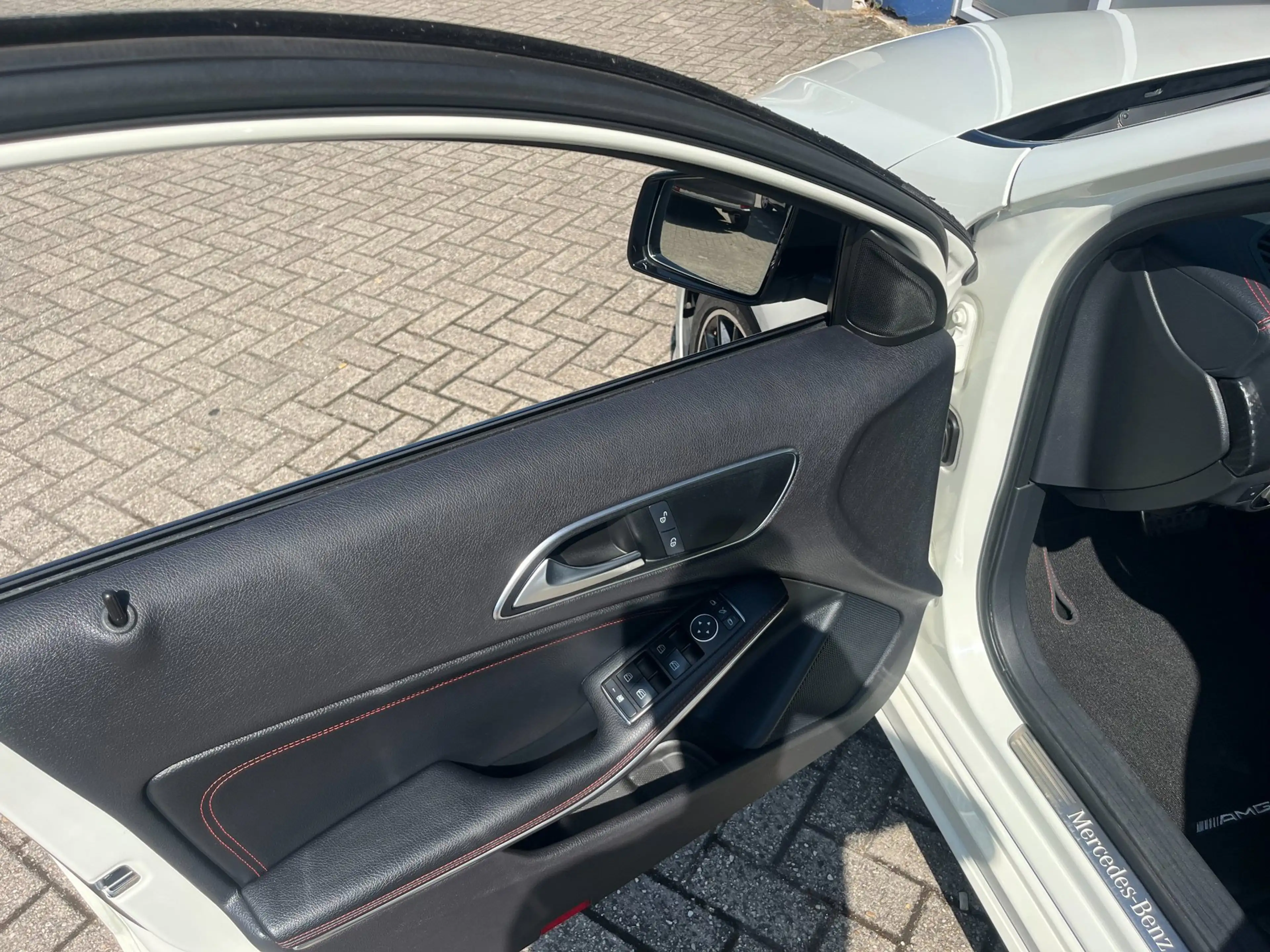 Mercedes-Benz A 200 Ambition — photo 11
