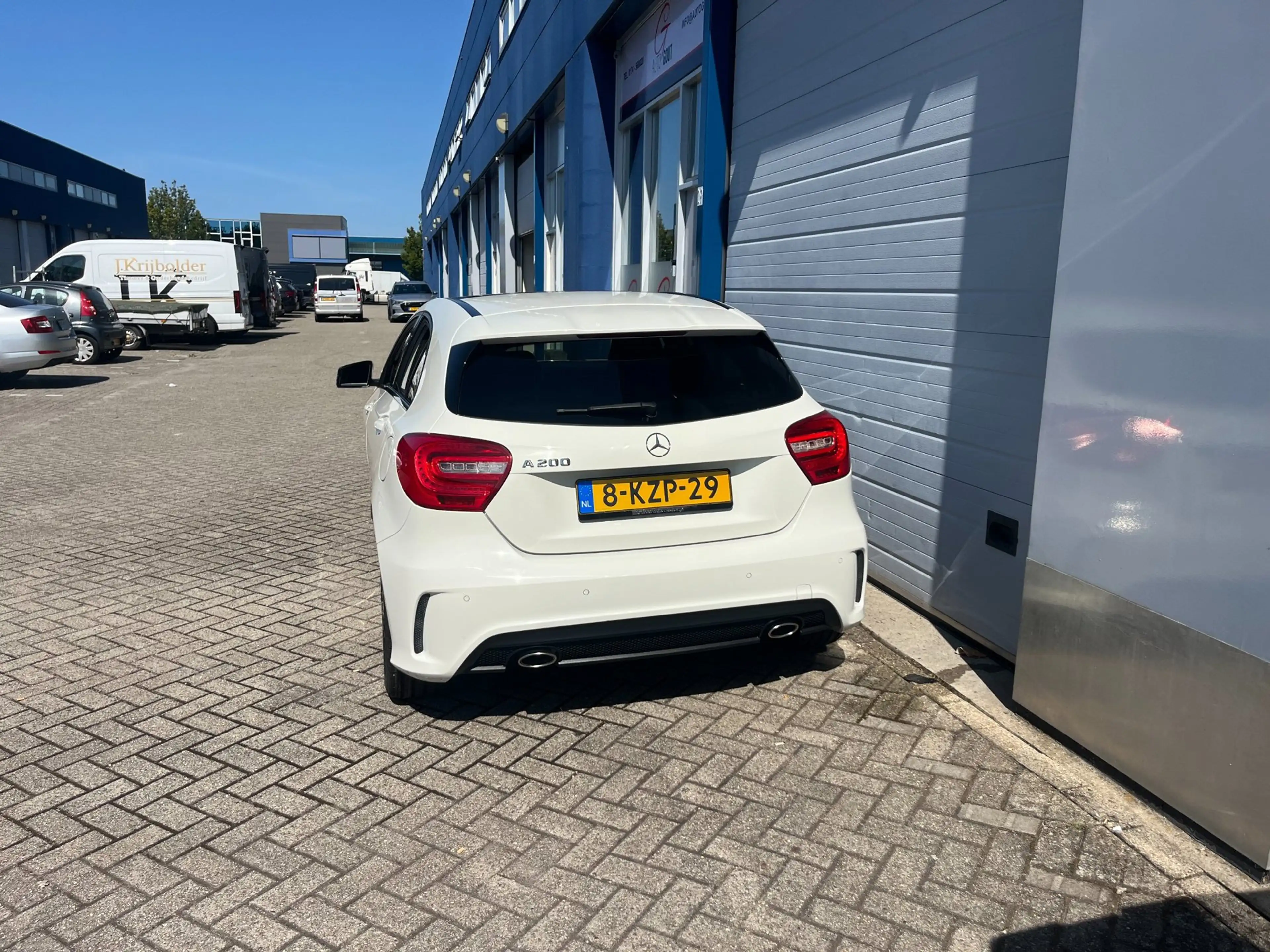 Mercedes-Benz A 200 Ambition — photo 8