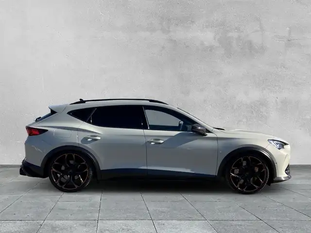 CUPRA Formentor view 6