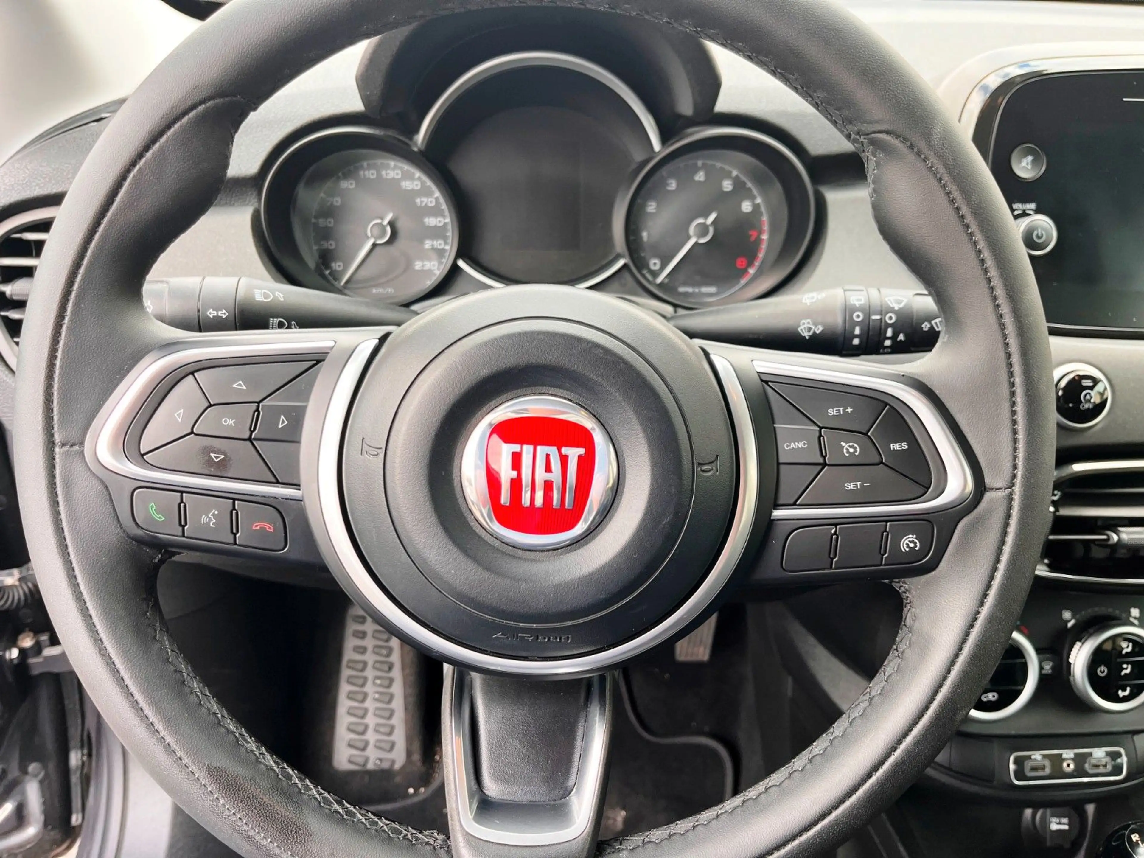 Fiat 500X 120th*1.Hd*RFK*SHZ*Navi*LED*gepflegt* — photo 14