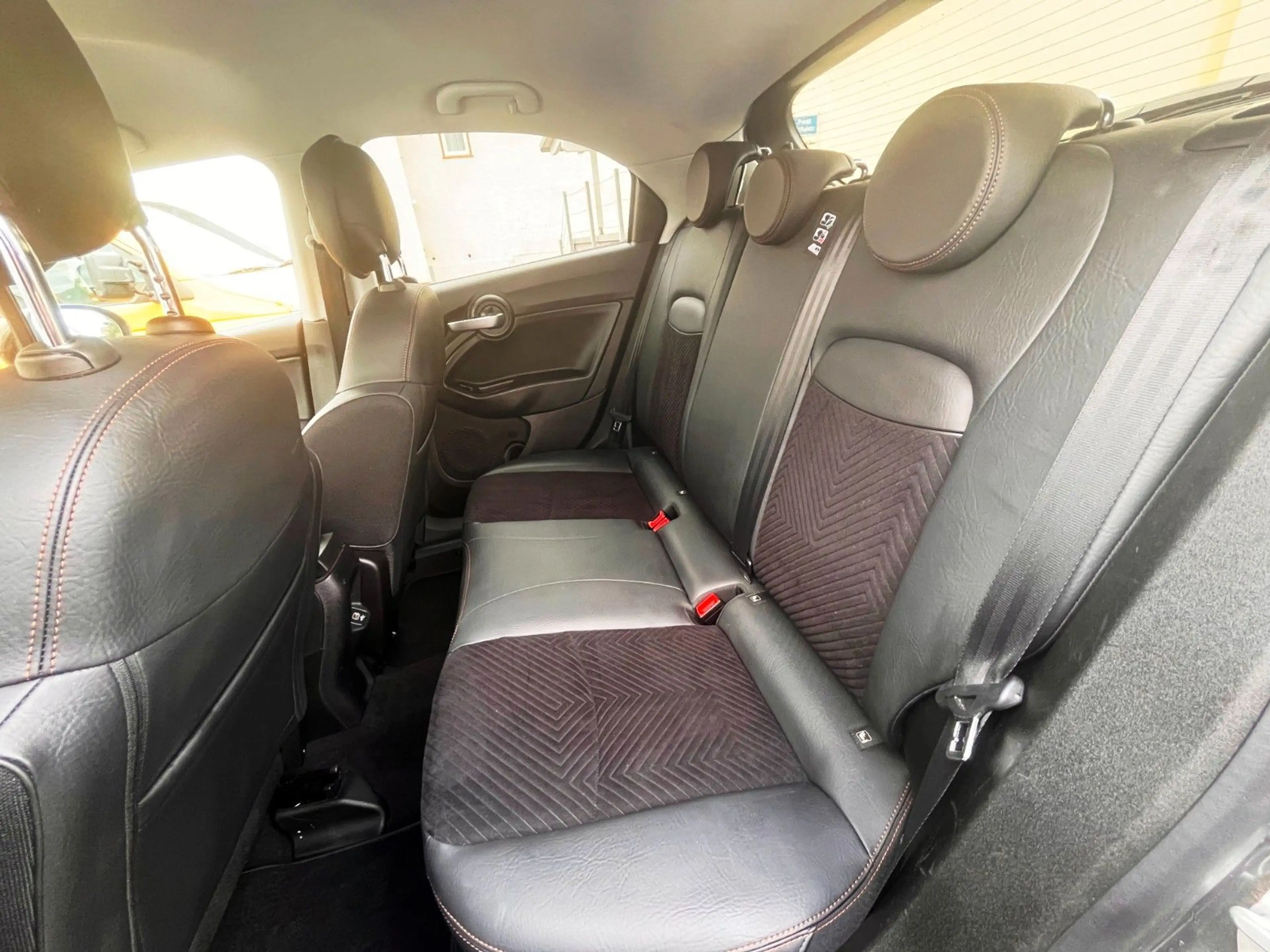 Fiat 500X 120th*1.Hd*RFK*SHZ*Navi*LED*gepflegt* — photo 8