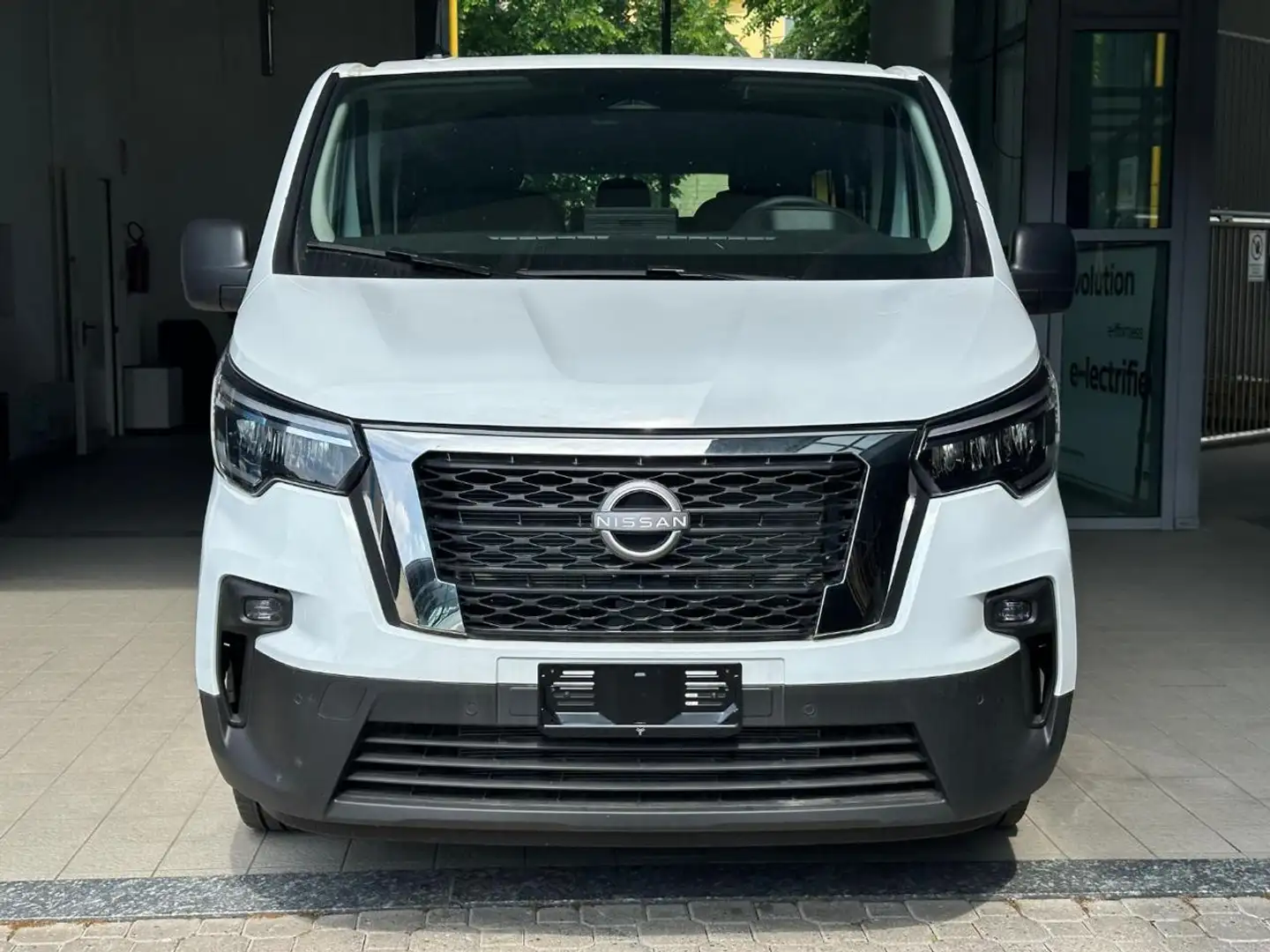 Nissan Primastar 2.0 150CV L2 Bus N-Connecta AUTOCARRO 5 POSTI Blanc - 2