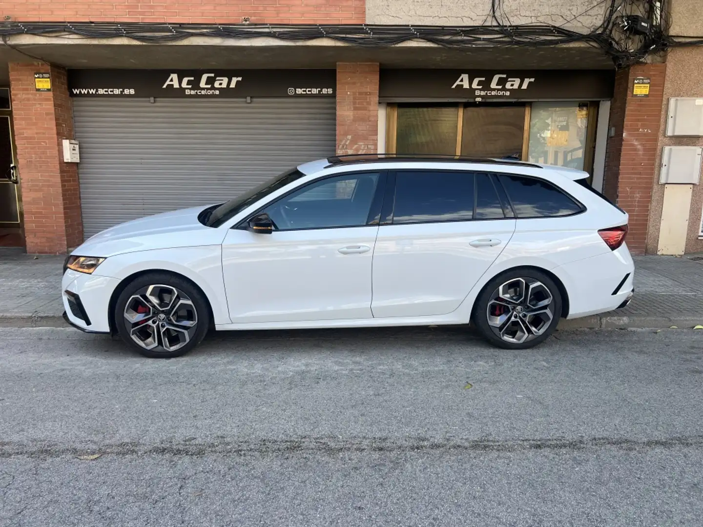 Skoda Octavia Combi 2.0 TSI RS DSG 180kW Blanco - 1