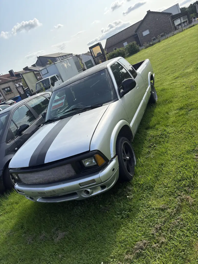 Chevrolet S-10 - 1