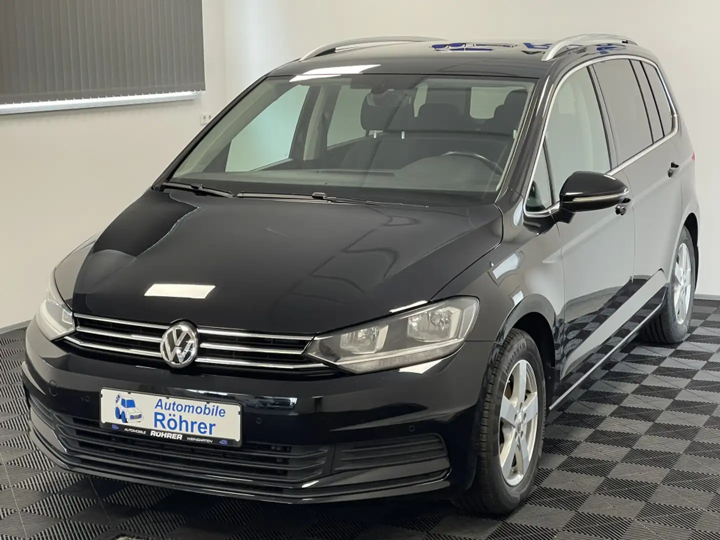 Volkswagen Touran 2.0 TDI Comfortline BMT 1.Hand Kamera AHK Schwarz - 2