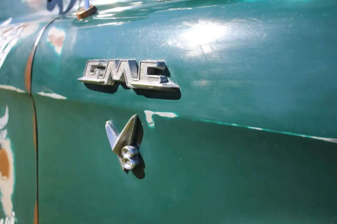 GMC 1955 GMC 100 Pickup ( 1/2 Ton LWB 102 Longbed ) – Pontiac V8 – 4-Gang Handschaltung – seltene Spezifikation CUP WINNER, foto 10